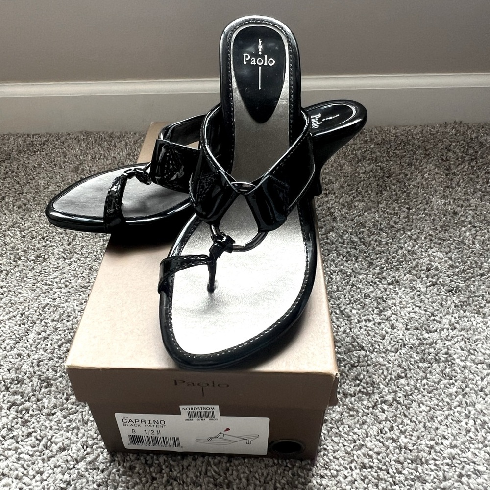 LINEA Paolo Caprino Black Patent Sz 8.5